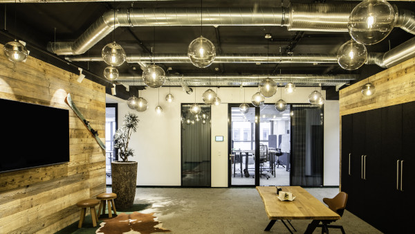 Empfangsbereich vom Business Campus HUB in Garching