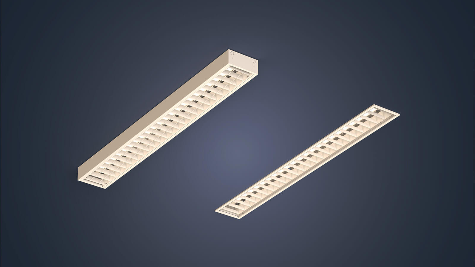 Das Bild zeigt zwei rechteckige Deckenleuchten mit Rasteroptik in unterschiedlicher Breite. Sie sind an einer dunkelblauen Decke montiert und leuchten in einem warmen Weißton.