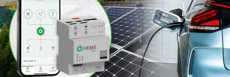 Kollage mit E-Auto, Photovoltaikanlage, Ladeeinheit, HEMS und Smartphone