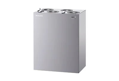 Lüftungsgerät in Silber vor weißem Hintergrund.
