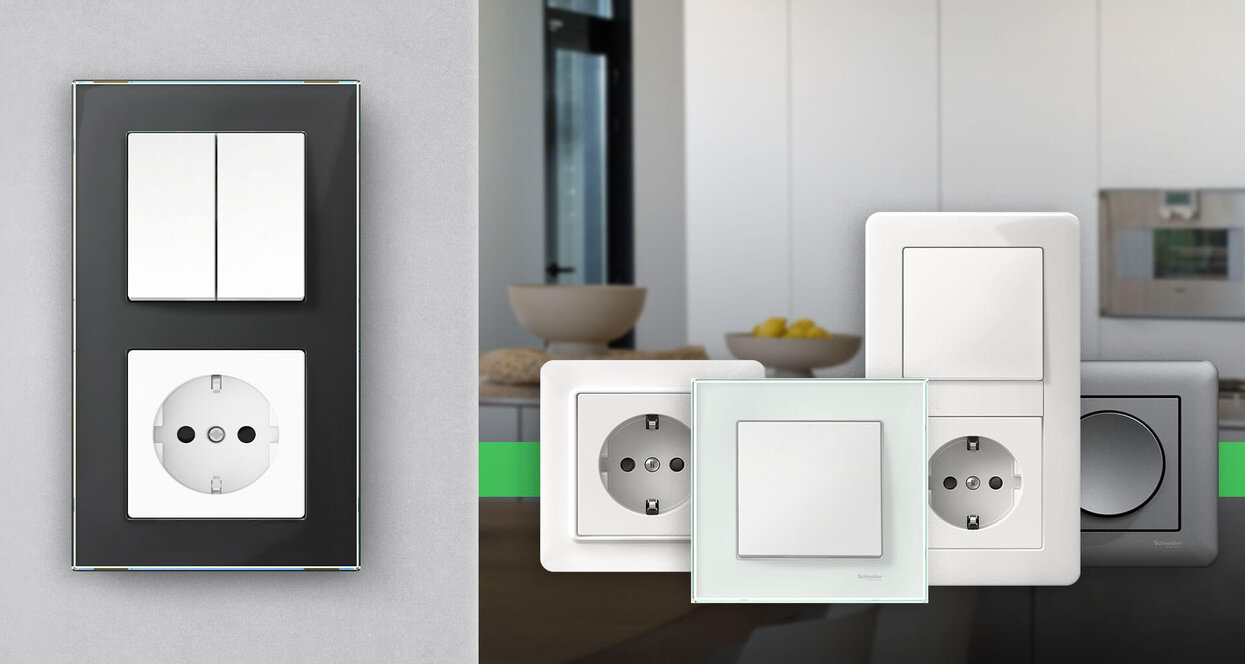 Das Bild zeigt verschiedene moderne Schalter- und Steckdosenprogramme in unterschiedlichen Farben und Rahmen vor einer hellen Küche als Hintergrund