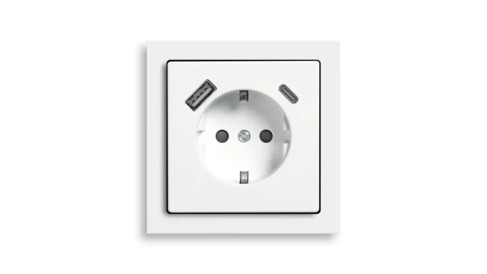 Das Bild zeigt ein weißes Schalterelement von Busch-Jaeger mit integrierter USB-Steckdose.