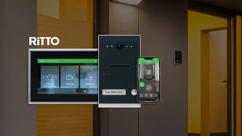 Eine moderne Video-Türsprechanlage mit Kamera, Innenmonitor und Smartphone-App zur Steuerung der Haustür.